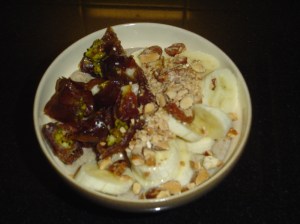Porridge, Dates, Bananas and Nuts